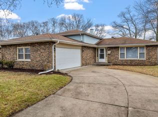 637 E 173rd St, South Holland, IL 60473
