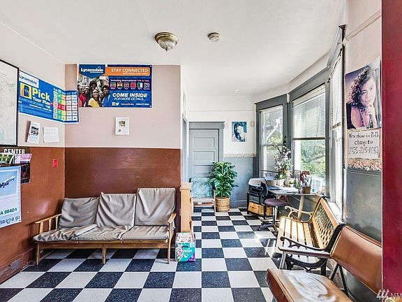 2nd image of 3639 McKinley Ave