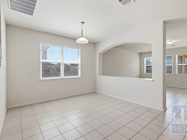 729 Manzano Ln #T3 — Photo 7