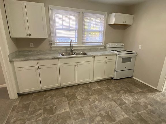 5th image of 12476 Warwick Blvd