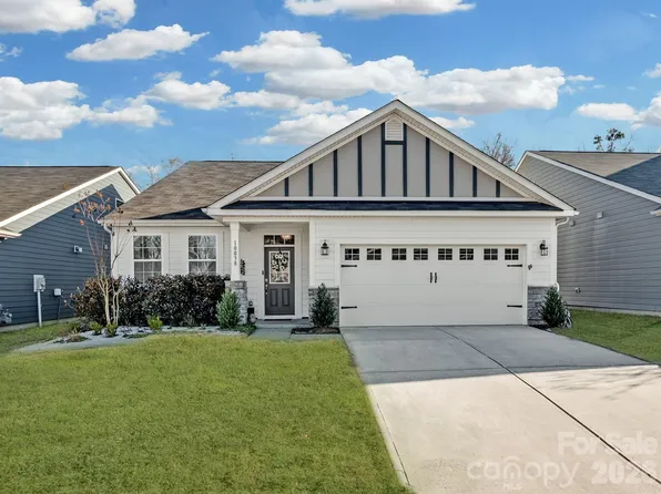 10038 Sweetbriar Rose Ct, Huntersville, NC 28078