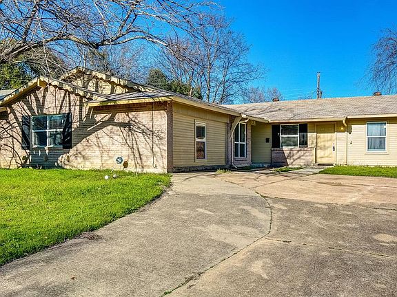 2nd image of 441 Goldwood Dr