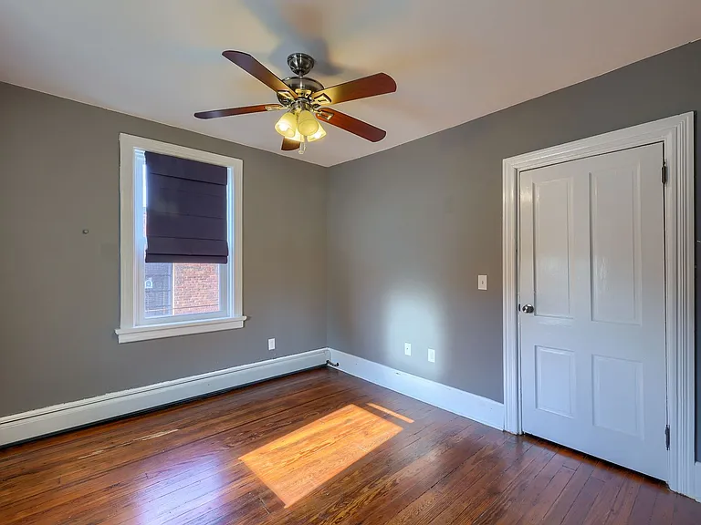 1120 Green Street — Photo 16