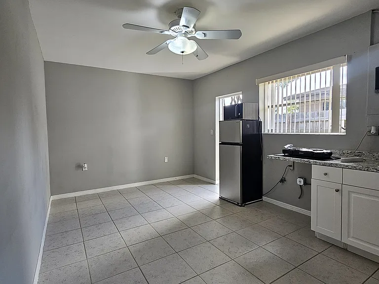 1821 NW 90th Ave — Photo 12