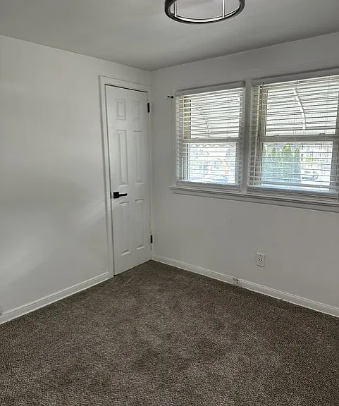929 Warren St #2 — Photo 25