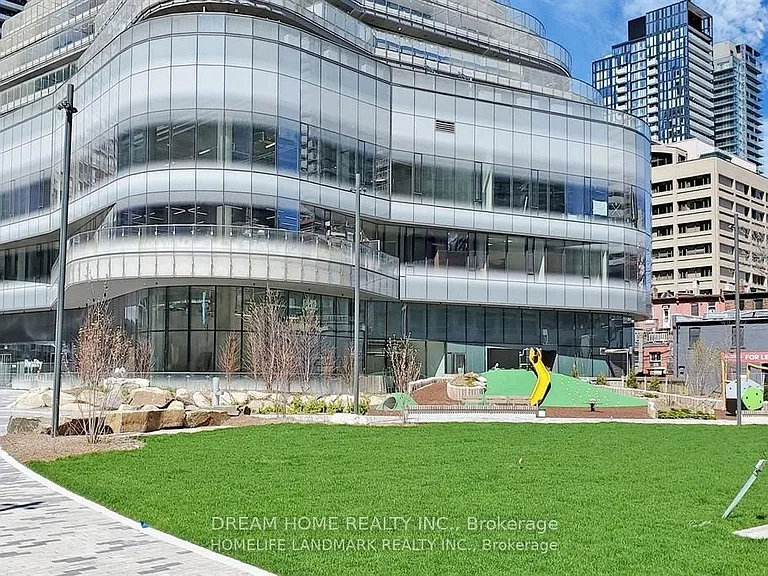 11 Wellesley St W #2102 — Photo 2