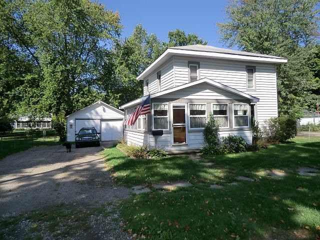 1st image of 321 N Spruce St