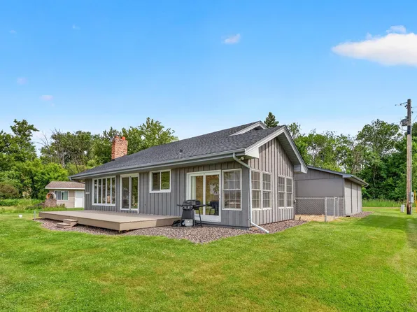 50400 Bayside Ave, Rush City, MN 55069