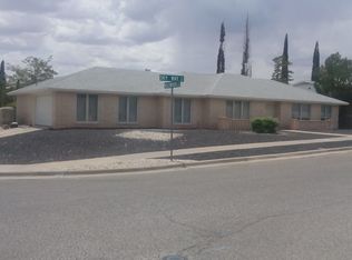 301 Skyway Ln, El Paso, TX 79912