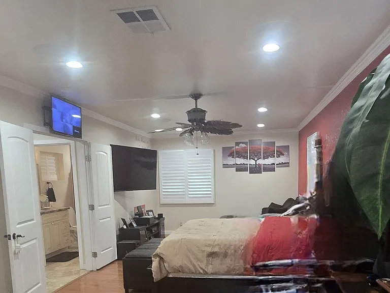 61 E Valencia Dr — Photo 17