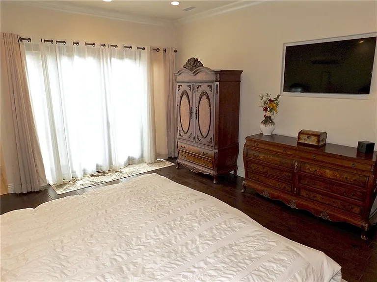 2104 Ruhland Ave — Photo 43