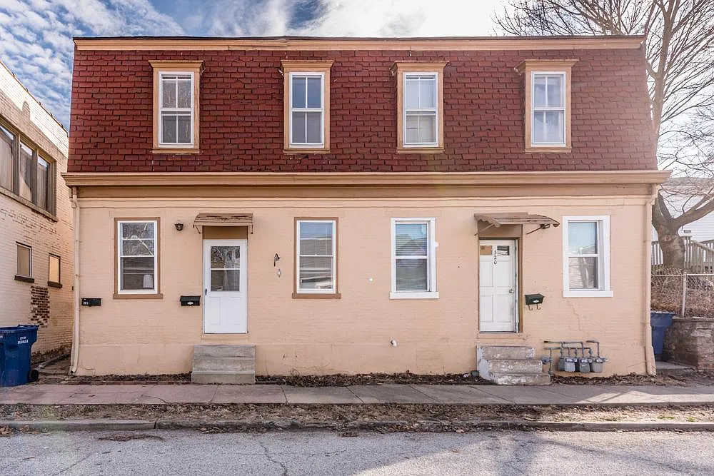 318 S Church St photo 1