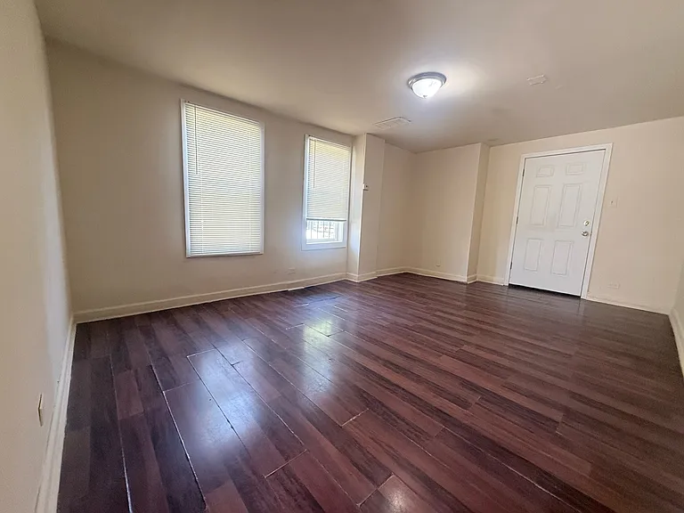 3000 S Kedvale 1st Floor Rear Chicago Blvd — Photo 4