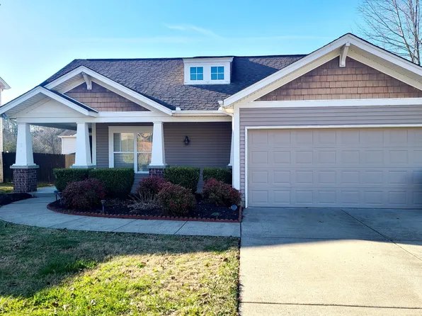 103 Saddle Dr, Hendersonville, TN 37075