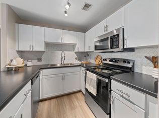 Palm Court Apartments, Phoenix, AZ 85027