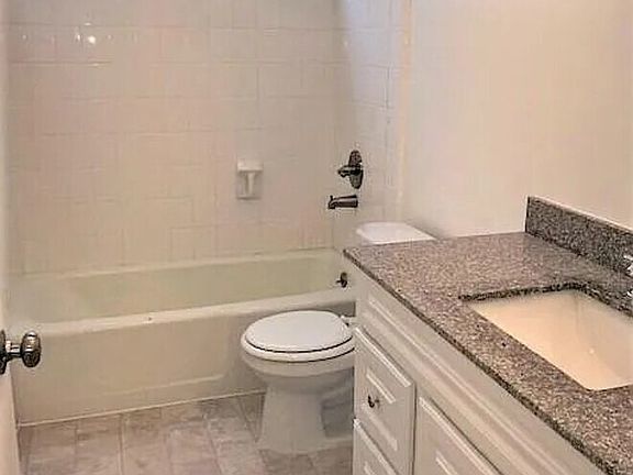 5th image of 406 Ellwood Beach Dr #6