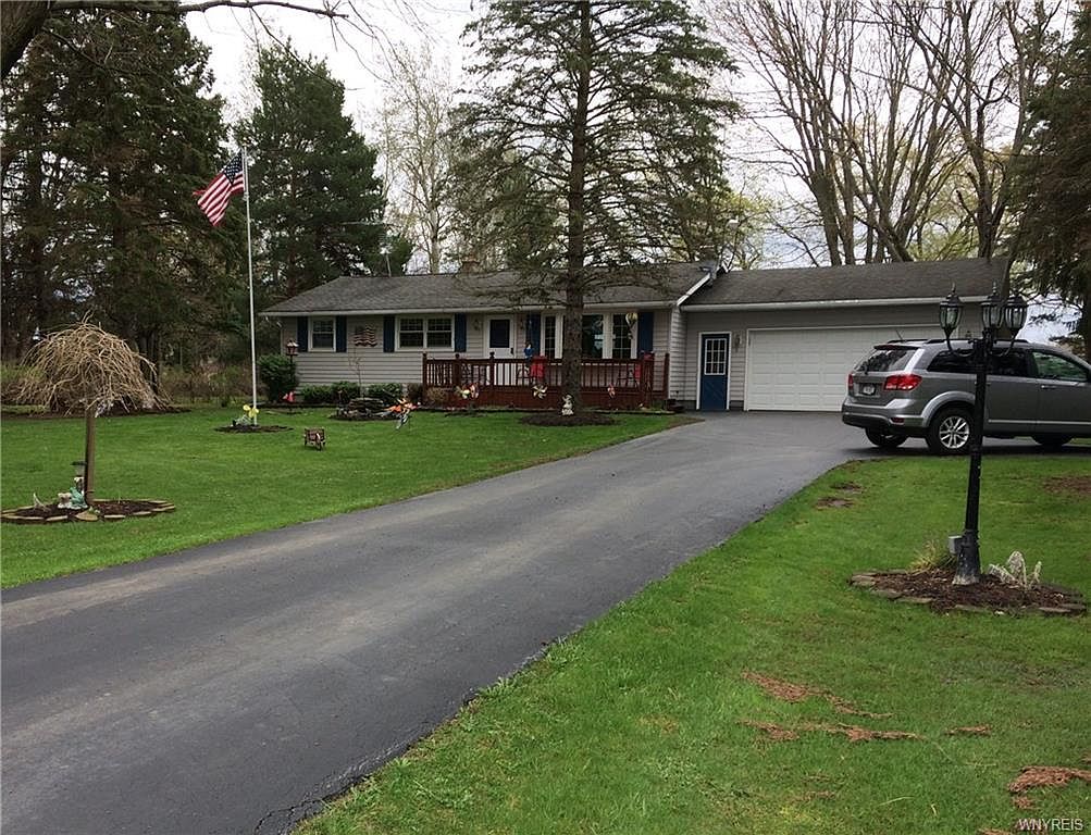 11275 Bullis Rd, Marilla, NY 14102 | Zillow