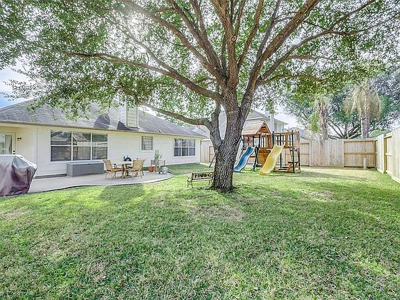 5th image of 18314 Hollow Branch Ct