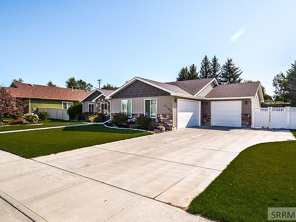 3rd image of 4167 Nottingham Ln