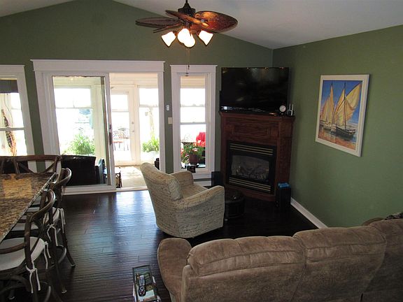 5th image of 25151 McClelland Ln