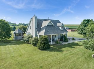 114 Belle Rive Dr, Millington, IL 60537