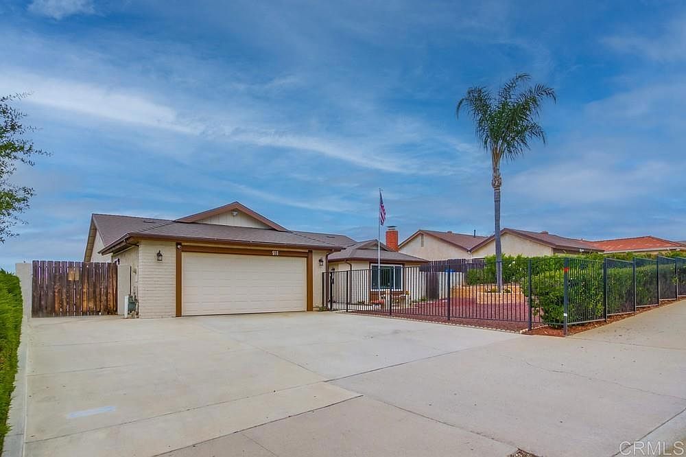 911 S Citrus Ave, Escondido, CA 92027 | Zillow