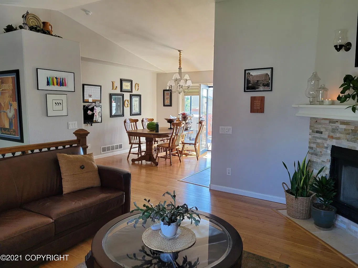 4 bed, 1937 sqft, $3,250 — Photo 3