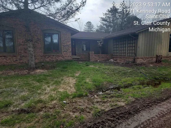 1771 Kennedy Rd, Saint Clair, MI 48079