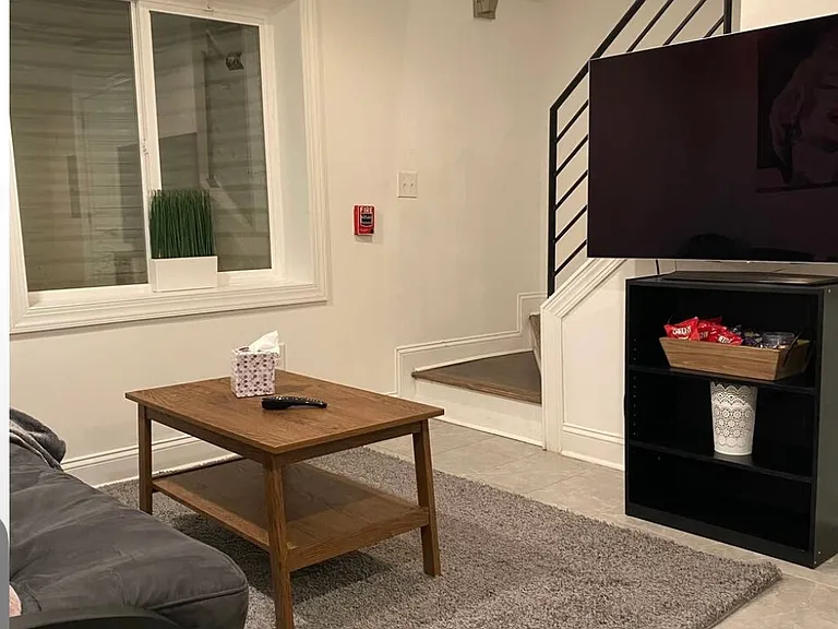 2570 Frankford Ave #1 — Photo 6