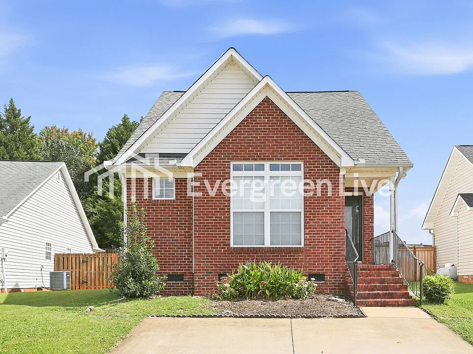 598 Fawn Branch Trl