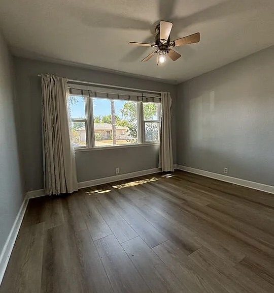 417 N Citrus St — Photo 8