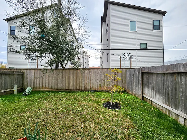 10717 Madden Oaks Pl — Photo 33