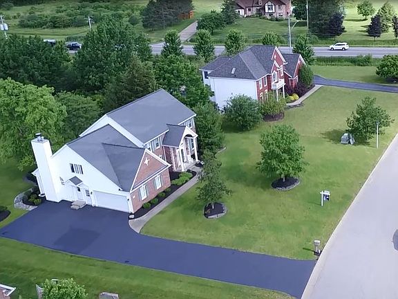 4th image of 6 Deer Run
