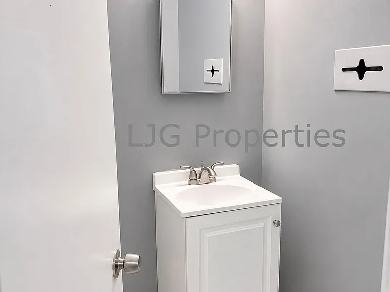 Master half bath