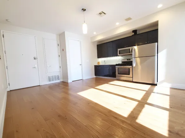 171 Suydam Street image 2 of 15