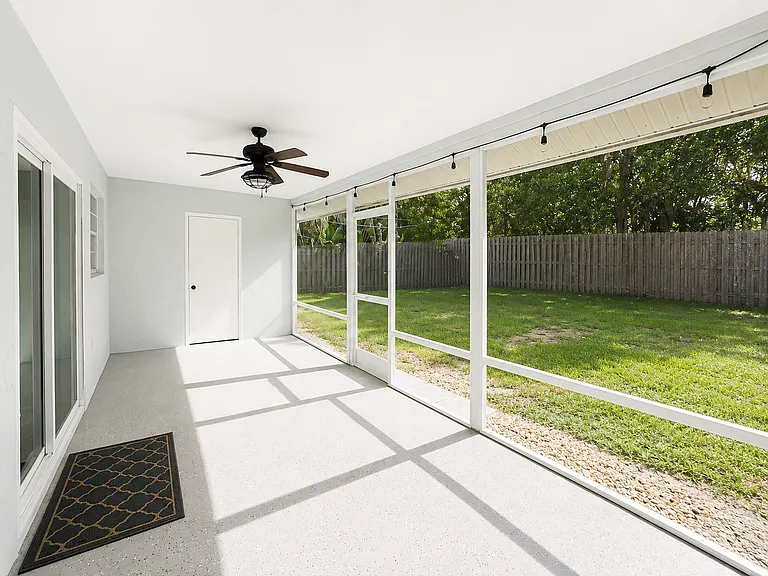 2478 NW Holiday Ct — Photo 28