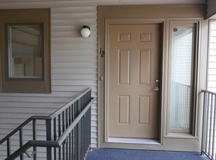 12 Sam Bonnell Dr #112, Clinton, NJ 08809