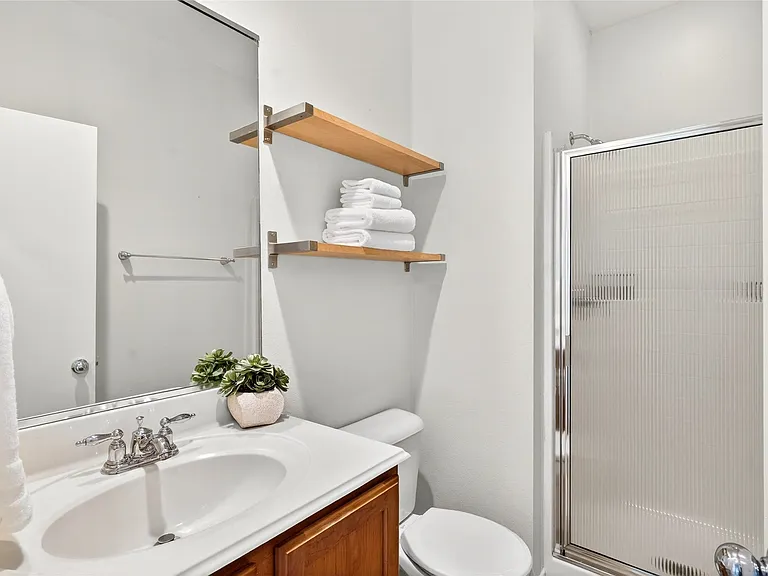 4050 McKinney Ave #12 — Photo 15