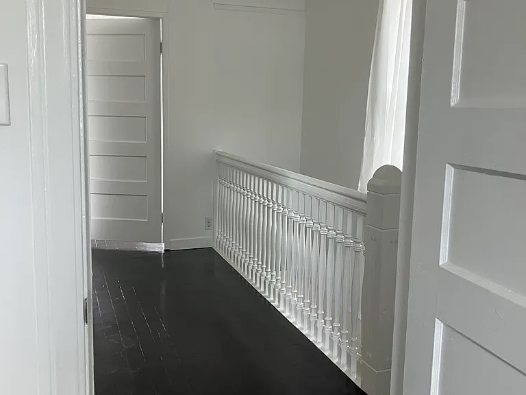 516 Napa St — Photo 10