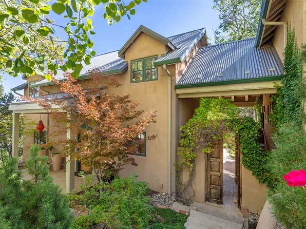 861 Paseo De Don Carlos, Santa Fe, NM 87501