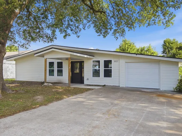 901 Cherryhill St, Lake Charles, LA 70607