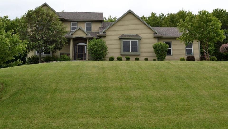 1st image of 5111 Pinecrest Ct