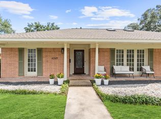 6249 Overbrook Ln, Houston, TX 77057