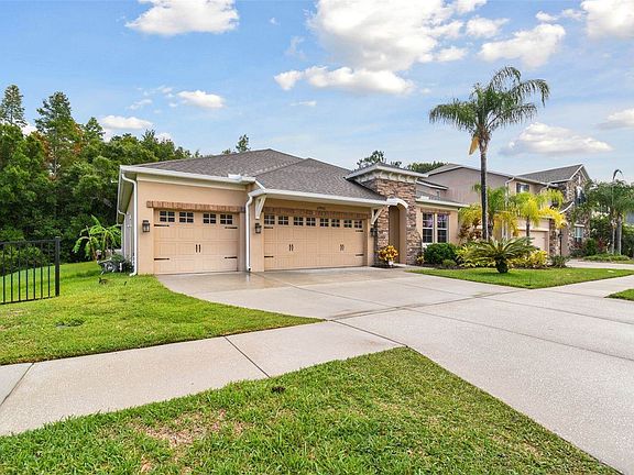 2nd image of 27806 Autumn Breeze Cir