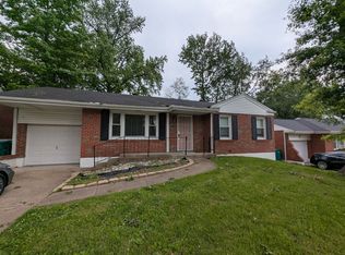 9212 Longridge Dr, Saint Louis, MO 63137
