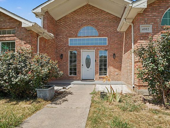 4th image of 4002 Tropic Cir
