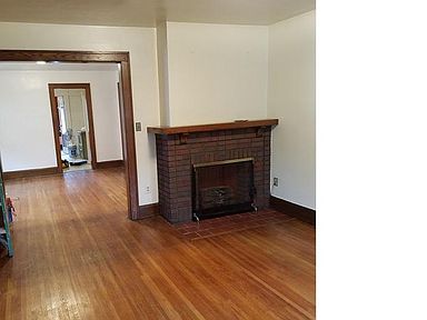 1121 Greenwood Ave Toledo OH 43605 Zillow 1121 Greenwood Ave Toledo OH 43605 Zillow