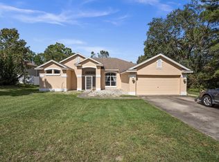 11301 Flower Ave, Weeki Wachee, FL 34613