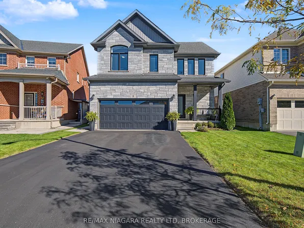 8 Elderberry Rd, Thorold, ON L2V 0E7