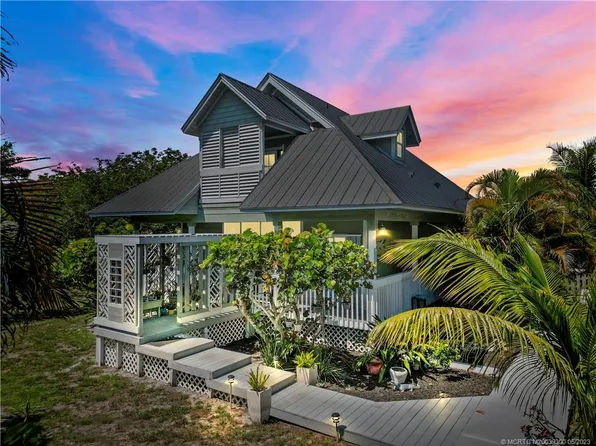 4668 SE Russell Way, Stuart, FL 34997